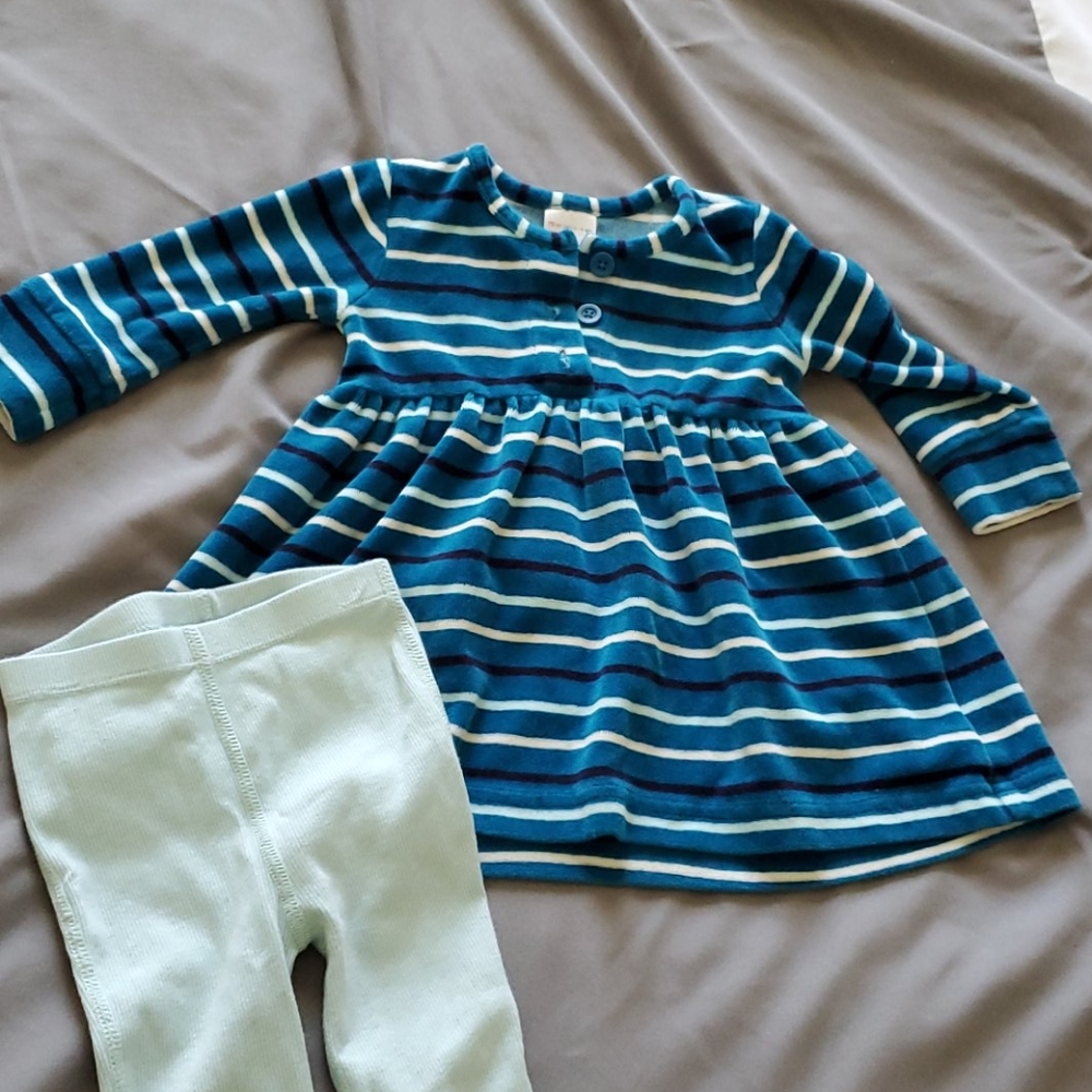 Hanna Andersson dress and leggings